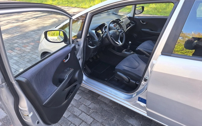 Honda Jazz cena 21999 przebieg: 124000, rok produkcji 2009 z Góra małe 154